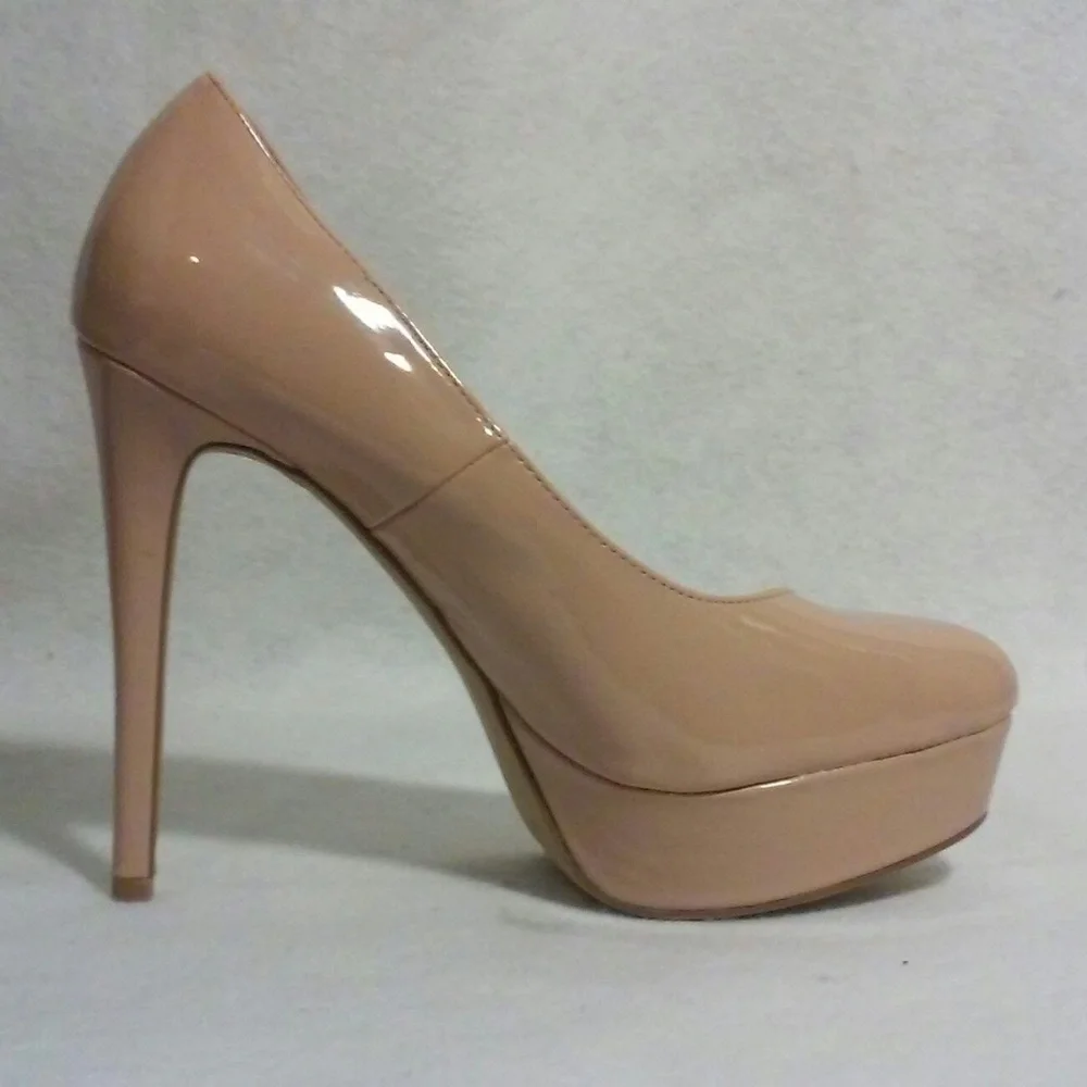 Vintage Y2k Beige Faux Patent Platform Pumps, 40s Pinup Girl Style Size…